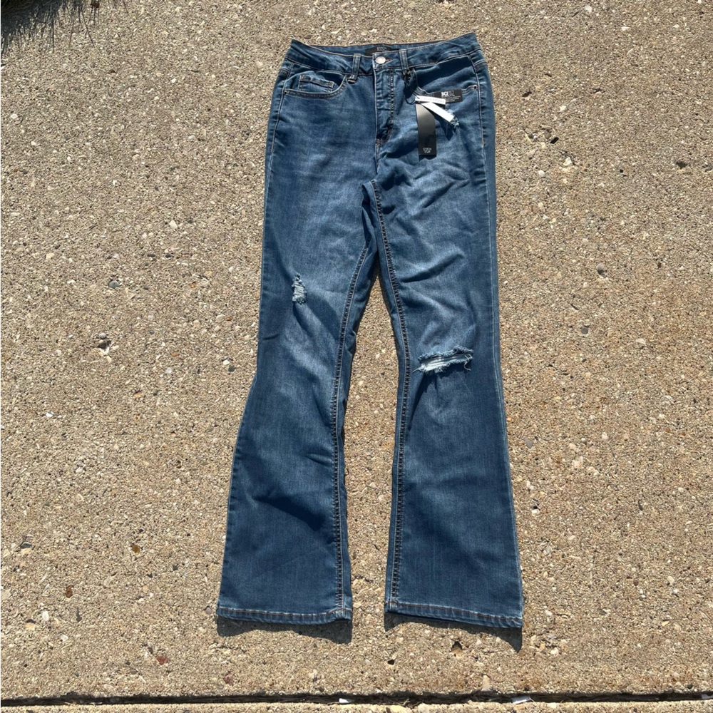 Stitch Star High Rise Flair Jeans